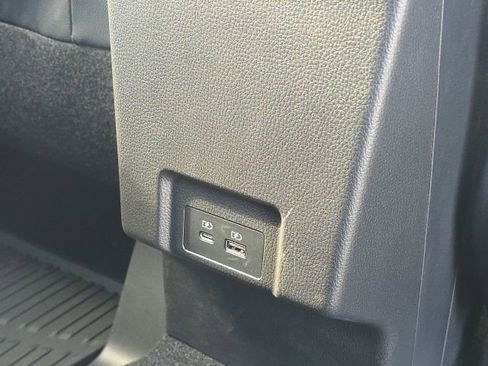 Used 2025 Mitsubishi Eclipse Cross image 18