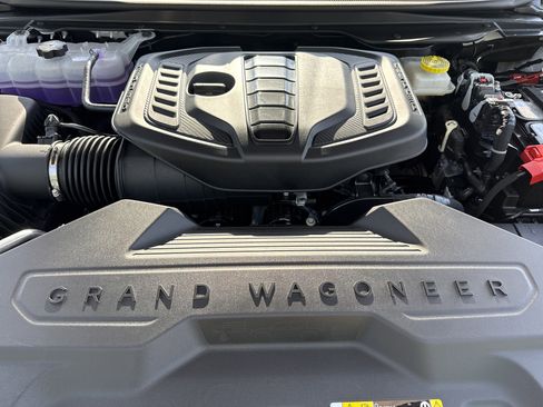 New 2026 Jeep Grand Wagoneer L 2WD image 34