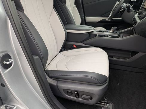 Used 2025 Lexus TX 500h AWD image 18