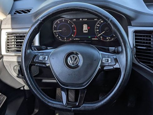 Used 2018 Volkswagen Atlas SEL Premium image 22