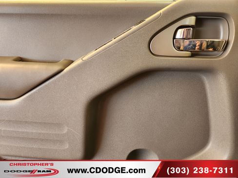 Used 2016 Nissan Frontier SV AWD/4WD image 14