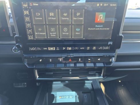 Used 2024 GMC Hummer EV 3X w/ Extreme Off-Road Package image 13