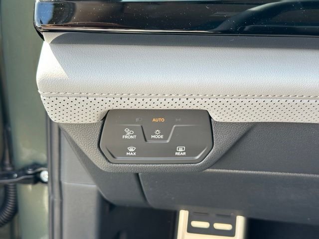 New 2026 Volkswagen Atlas Peak Edition AWD/4WD image 24