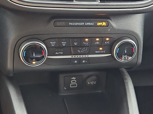 Used 2025 Ford Escape Active FWD image 26