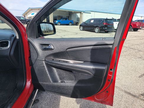 Used 2020 Dodge Journey Crossroad image 34