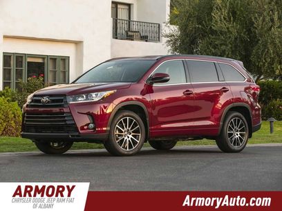 Used 2019 Toyota Highlander XLE