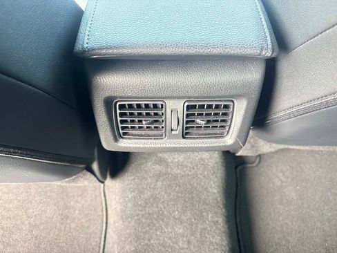 Used 2025 Toyota Camry XSE image 14