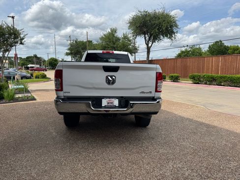 Used 2020 RAM 2500 Tradesman w/ Chrome Appearance Group image 7