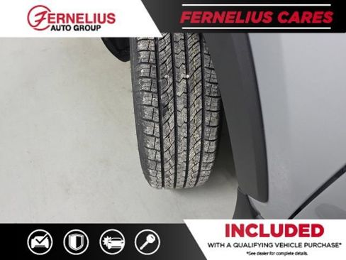 Used 2024 Toyota RAV4 LE AWD/4WD image 15