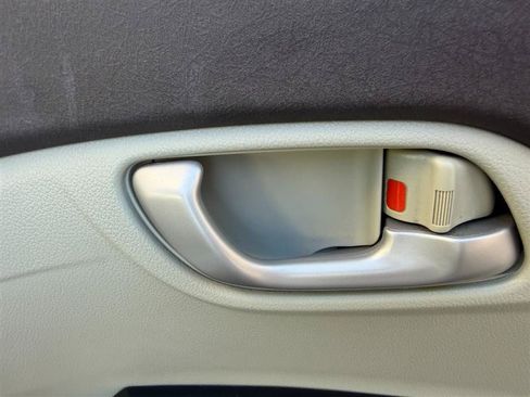 Used 2012 Honda Civic LX image 51
