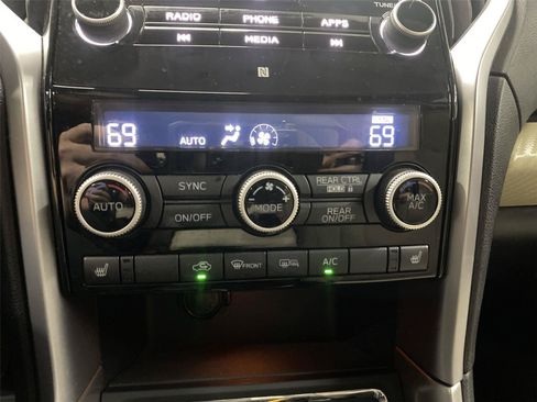 Used 2019 Subaru Ascent Premium AWD/4WD image 20