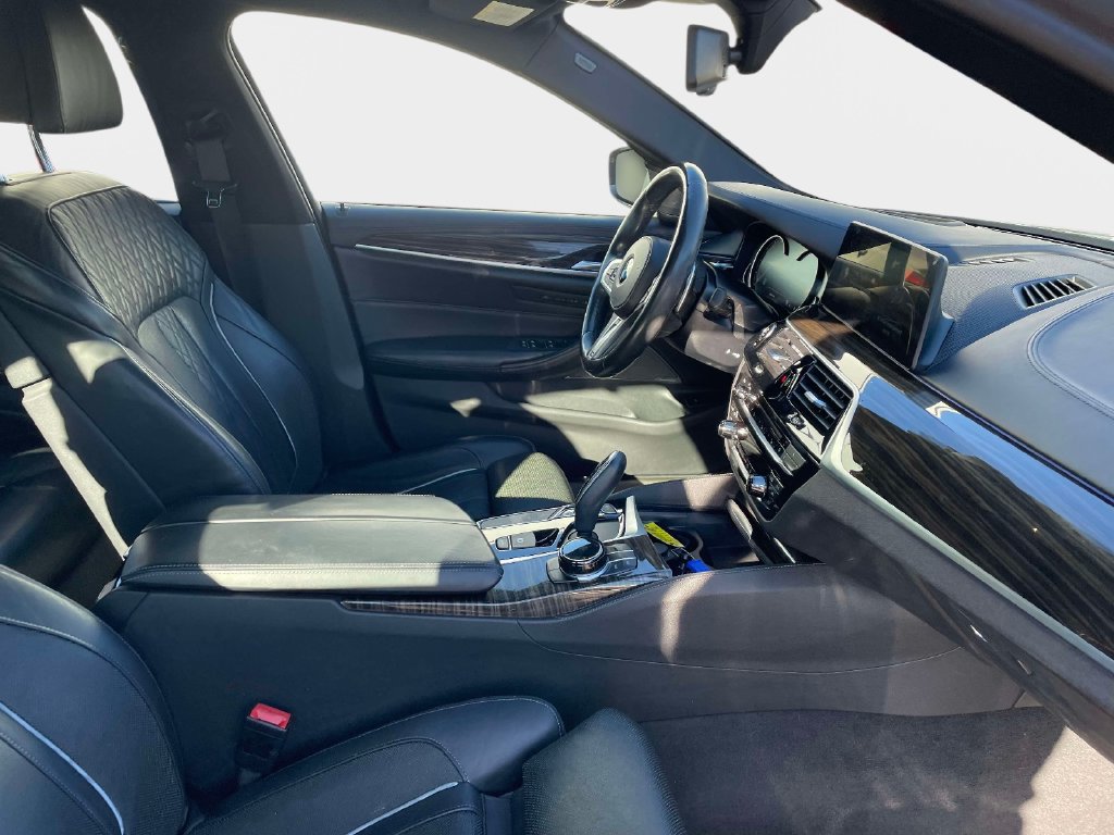 Used 2018 BMW M550i xDrive AWD/4WD image 10