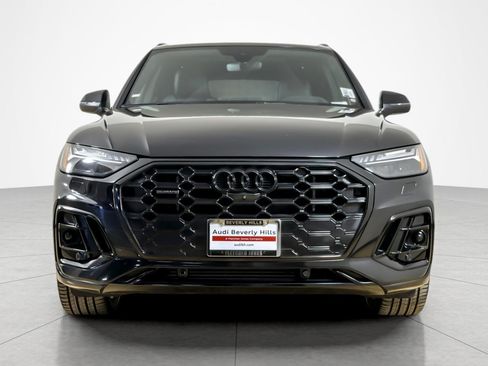 Used 2024 Audi Q5 e Prestige w/ Prestige Package AWD/4WD image 8