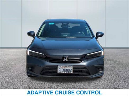 Used 2024 Honda Civic Touring image 3