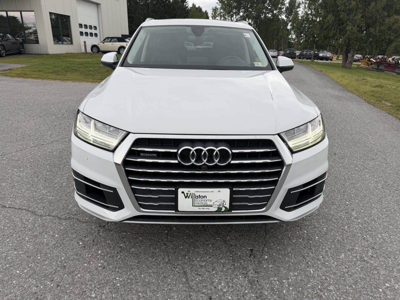 Used 2018 Audi Q7 3.0T Premium Plus w/ Premium Plus Package AWD/4WD image 8
