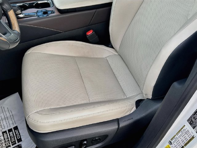 Used 2023 Lexus RX 350 Premium w/ Accessory Package (K3) AWD/4WD image 21