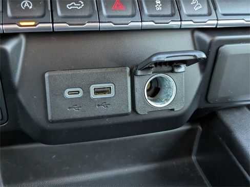 Used 2022 Chevrolet Silverado 1500 RST image 20