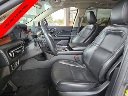 Used 2023 Lincoln Aviator Reserve AWD/4WD image 10