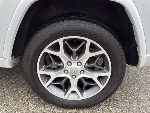 Used 2021 Jeep Grand Cherokee Overland image 31