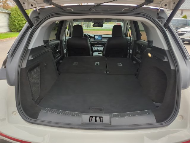 Used 2021 Lincoln Corsair AWD w/ Equipment Group 101A image 40