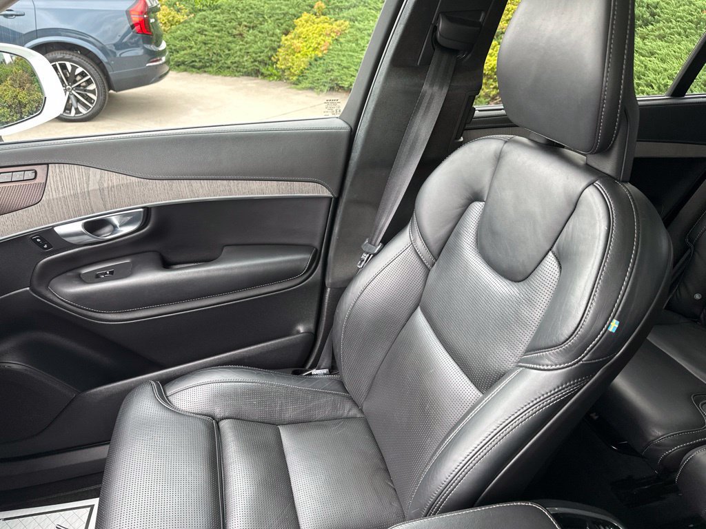 Used 2022 Volvo XC90 T6 Inscription w/ Lounge Package AWD/4WD image 37