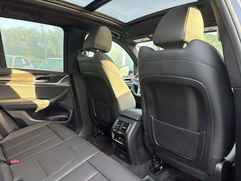 Used 2021 BMW X3 xDrive30i w/ Premium Package AWD/4WD image 16
