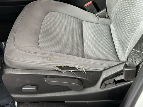 Used 2019 Chevrolet Colorado W/T w/ WT Convenience Package image 16