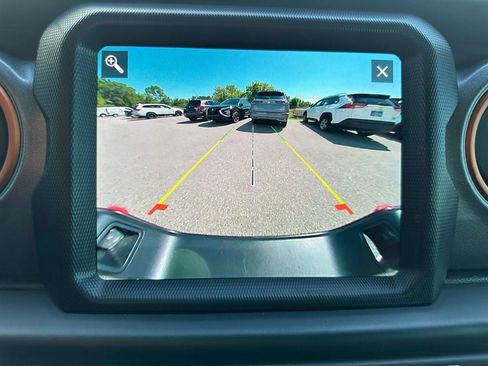 Used 2023 Jeep Gladiator Mojave w/ LED Lighting Group AWD/4WD image 27