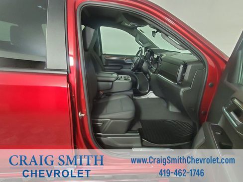 Used 2022 Chevrolet Silverado 1500 LT w/ Z71 Off-Road Package image 15