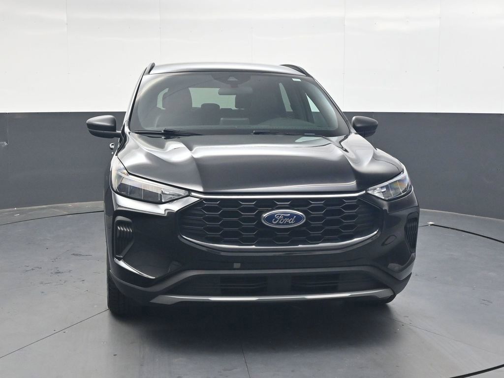 Used 2025 Ford Escape ST-Line FWD image 13