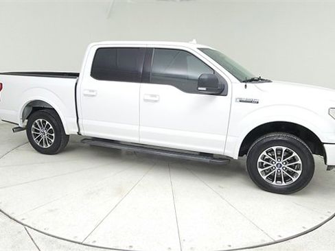 Used 2018 Ford F150 XLT w/ Equipment Group 302A Luxury image 3