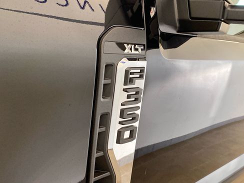 New 2026 Ford F350 XLT w/ FX4 Off-Road Package AWD/4WD image 8