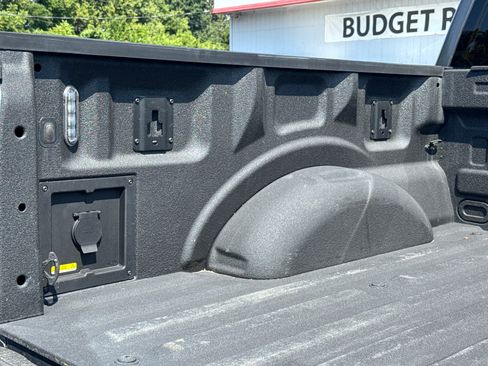 Used 2022 Ford F150 XLT w/ Equipment Group 302A High AWD/4WD image 19