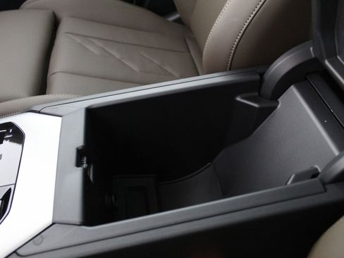 New 2025 BMW X3 xDrive30i w/ Premium Package image 30