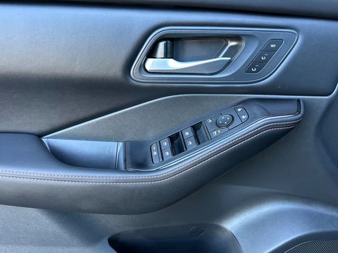 New 2026 Nissan Rogue SV AWD/4WD image 12