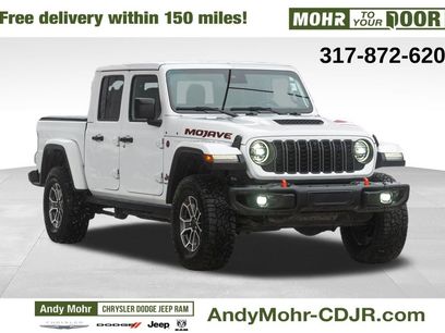 Used 2025 Jeep Gladiator Mojave w/ Convenience Group
