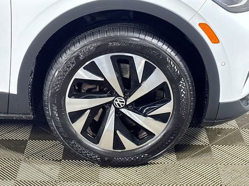 Certified 2023 Volkswagen ID.4 Pro image 23