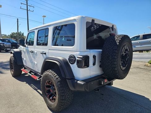 Used 2023 Jeep Wrangler Unlimited Sport AWD/4WD image 3