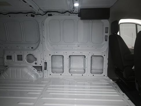 New 2025 Ford Transit 350 Low Roof RWD image 21