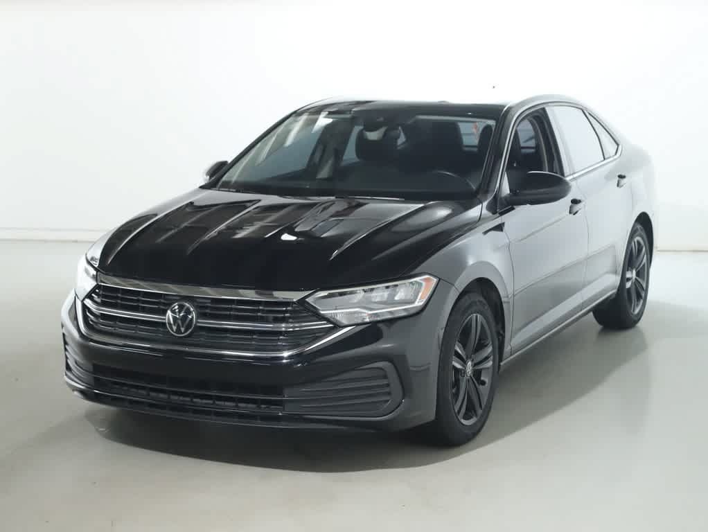 Used 2024 Volkswagen Jetta SE FWD image 3