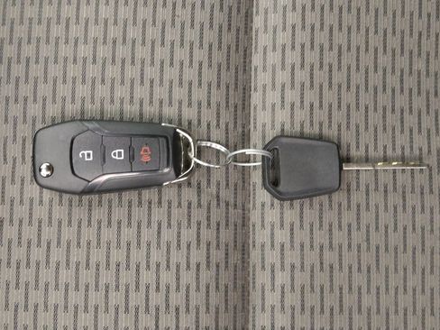 Used 2020 Ford F150 XLT RWD image 32