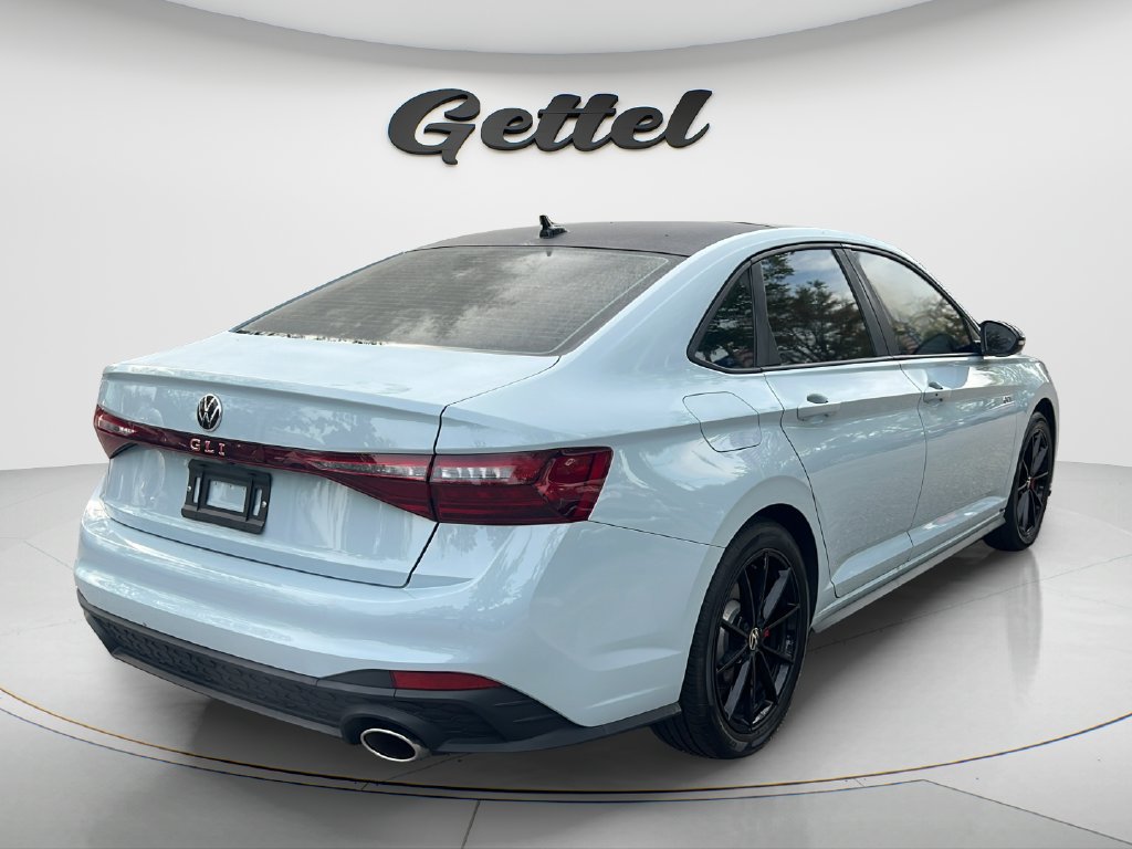 Used 2026 Volkswagen Jetta GLI Autobahn FWD image 5