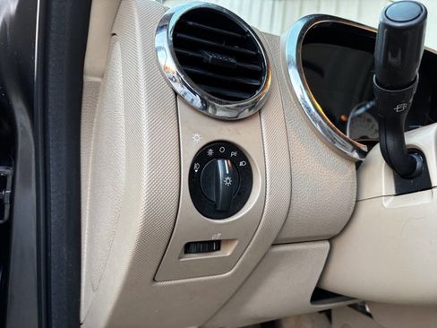 Used 2007 Ford Explorer Eddie Bauer image 27