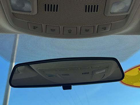 Used 2017 Ford Fusion S image 15