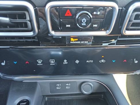 New 2026 Nissan Sentra SR image 4