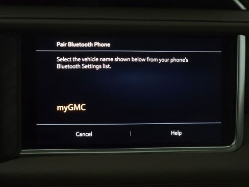 Used 2021 GMC Yukon Denali w/ Denali Premium Package image 10