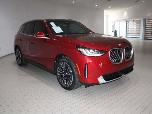 Certified 2025 BMW X3 xDrive30i image 9