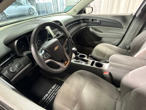 Used 2014 Chevrolet Malibu LS FWD image 16