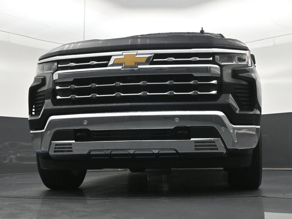 Used 2022 Chevrolet Silverado 1500 LTZ RWD image 31