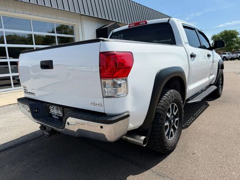Used 2011 Toyota Tundra Limited w/ Memory Pkg AWD/4WD image 7